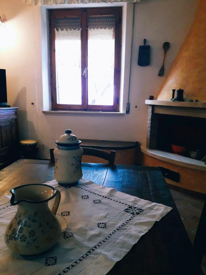 Villa La Casa Del Susino à Castiglione dʼOrcia Extérieur photo
