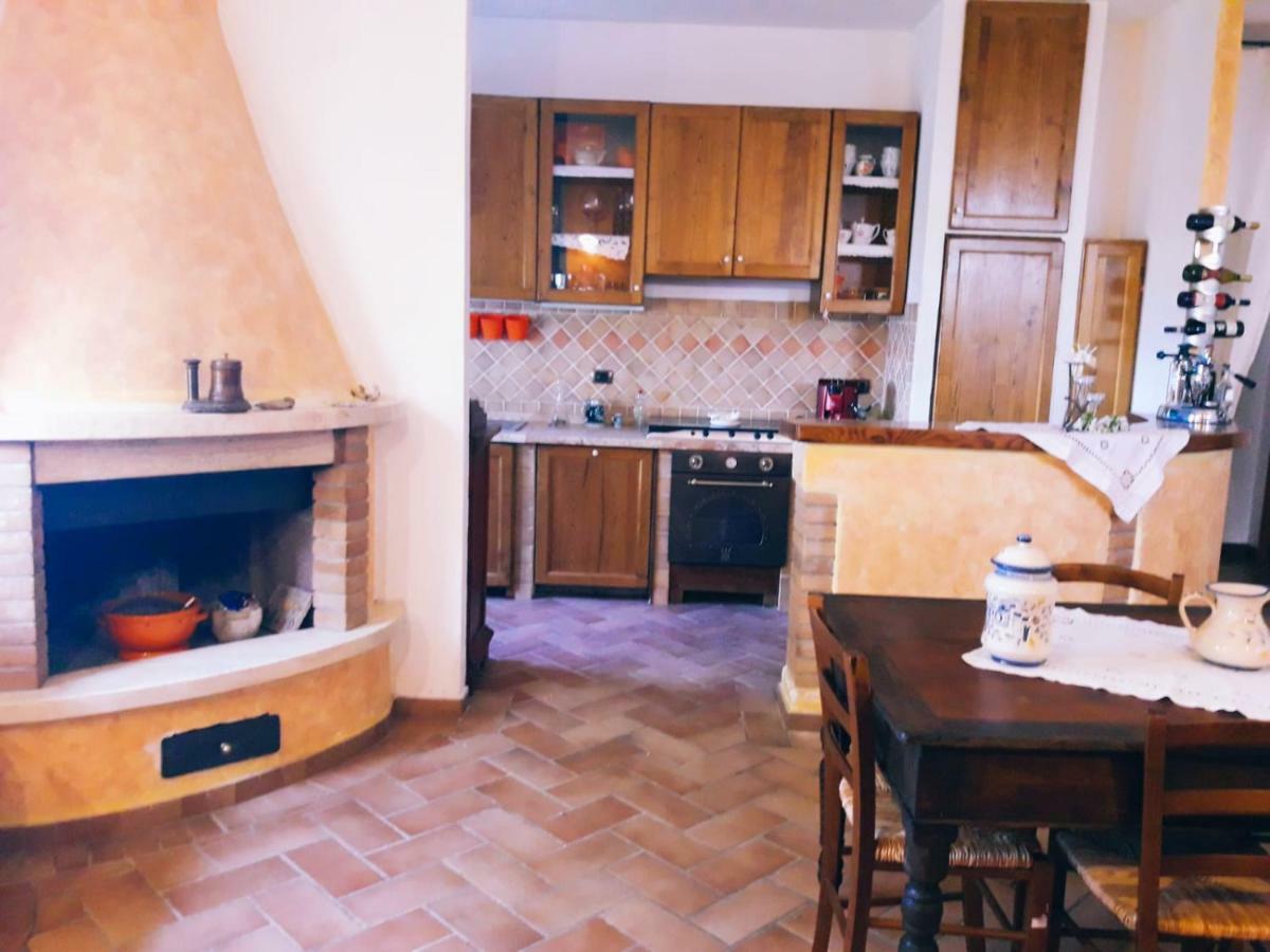 Villa La Casa Del Susino à Castiglione dʼOrcia Extérieur photo
